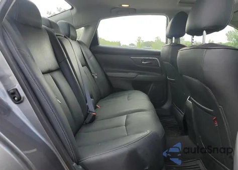 2017 Nissan Altima 2.5 z USA, uszkodzony, nr VIN 1N4AL3AP9HC116919